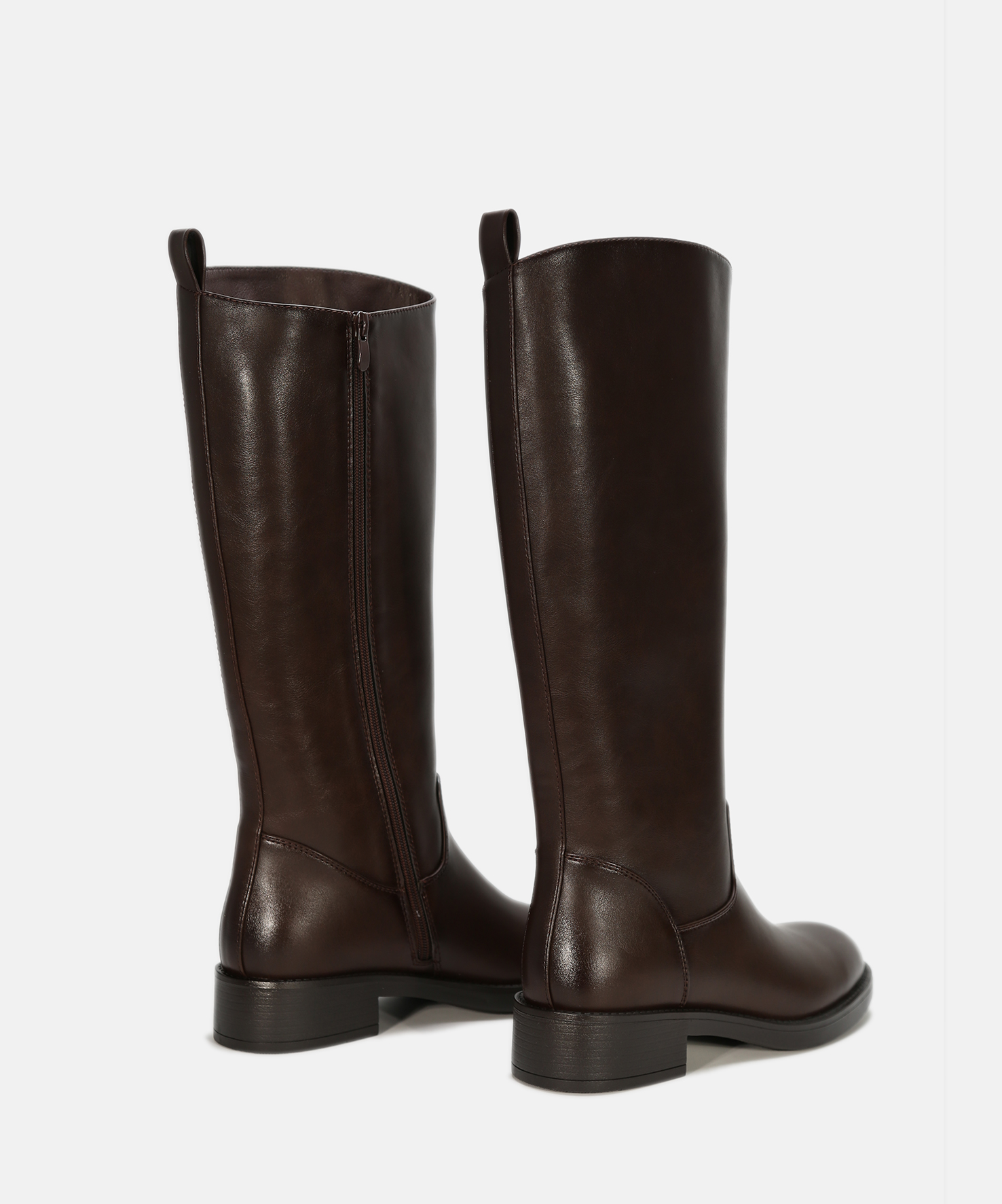 Botas castanhas salto image number null